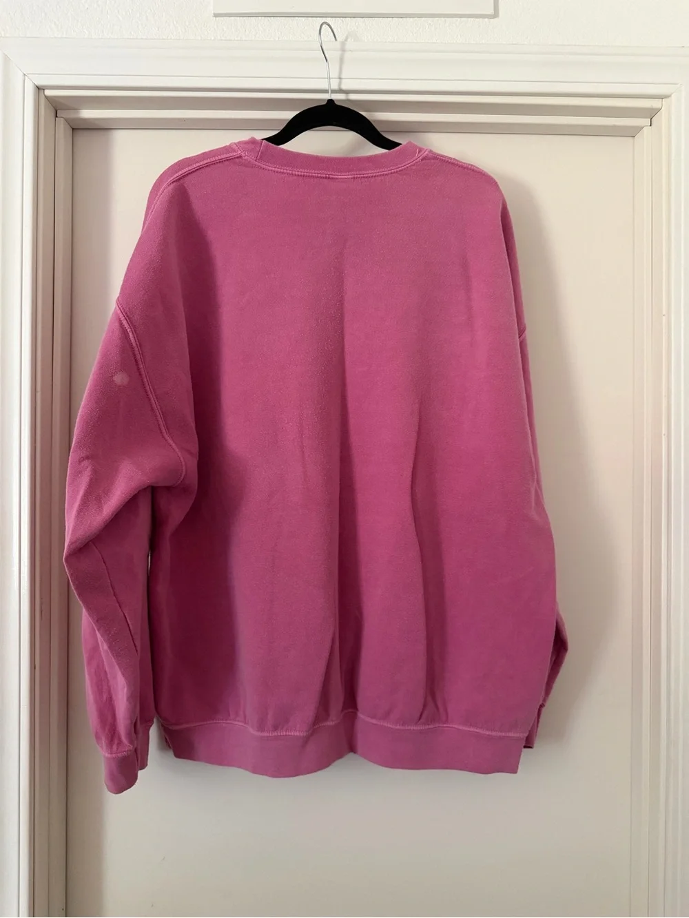 Urban Outfitters nirvana pink